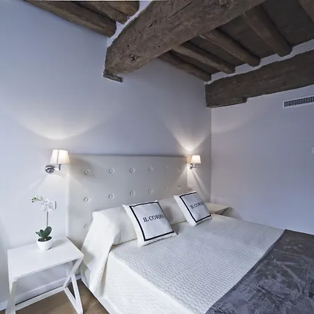 Couette-café Il Corso 4*