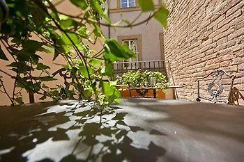 Couette-café Il Corso 4*