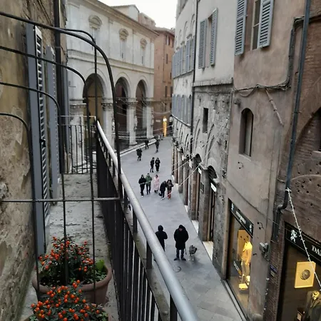 فندق مبيت وإفطار Il Corso سيينا